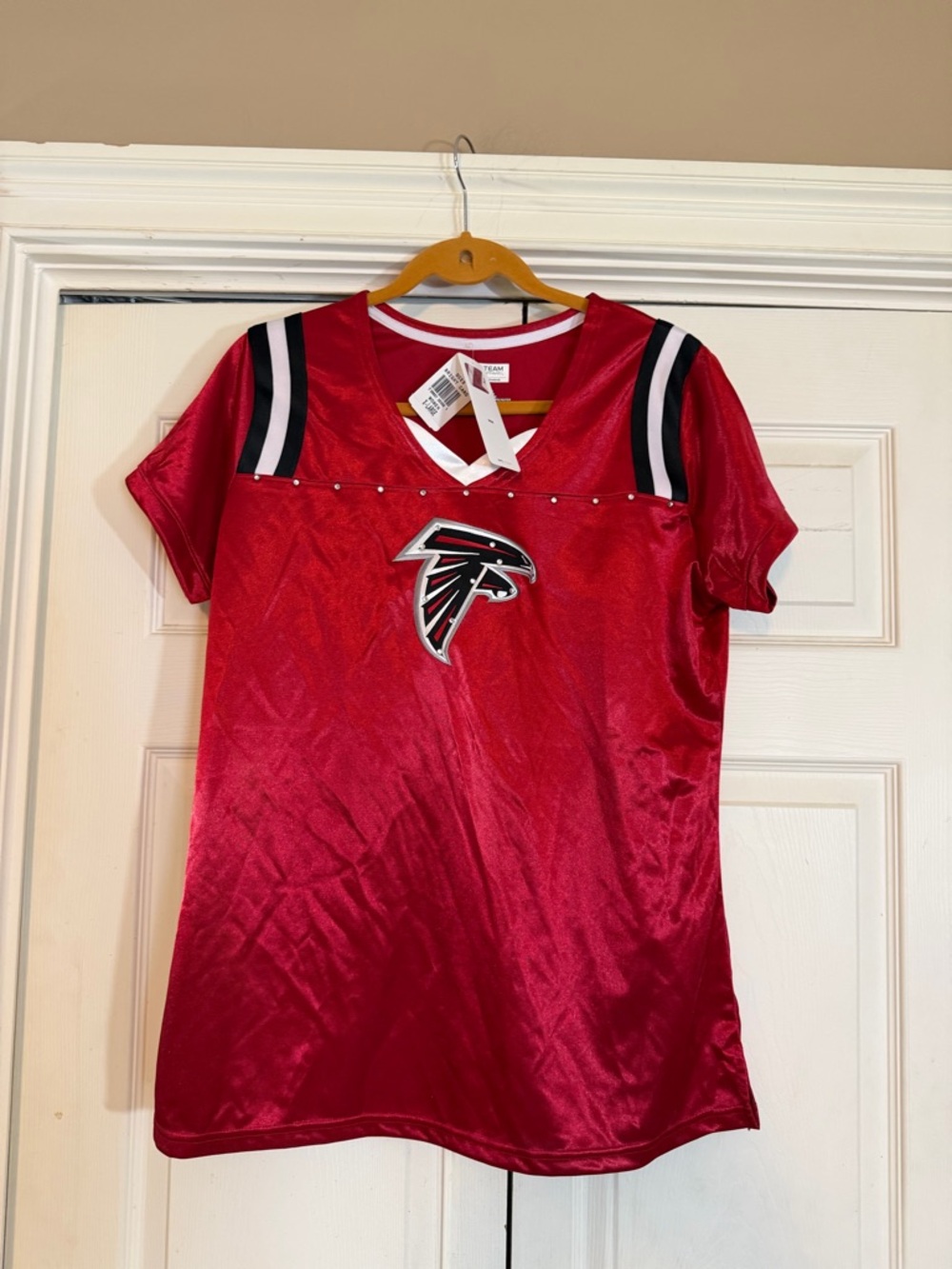 NWT Atlanta Falcons Women’s Shirt Jersey Rhinestones XL Nike Team Apparel V Neck